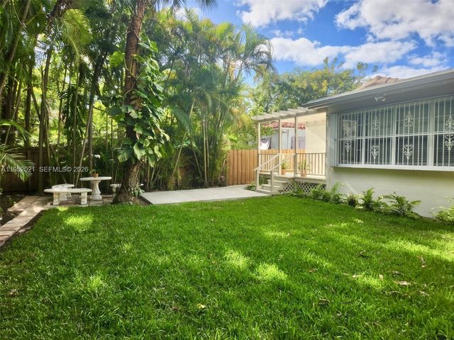 1650 SW 21st St ., Miami, FL 33145