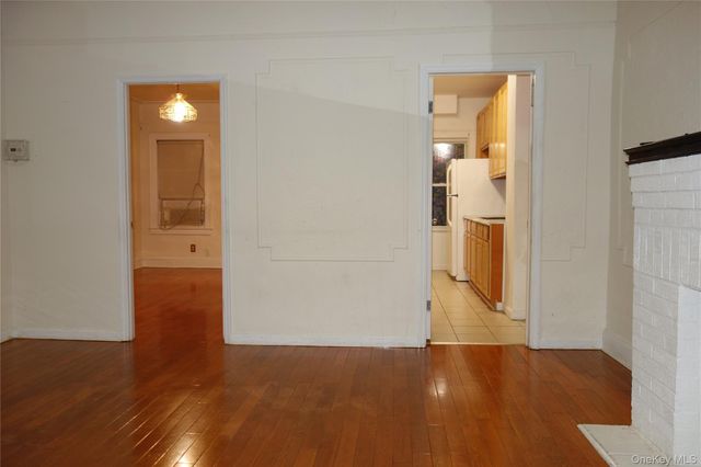 16011 84th Road, Jamaica Hills, NY 11432