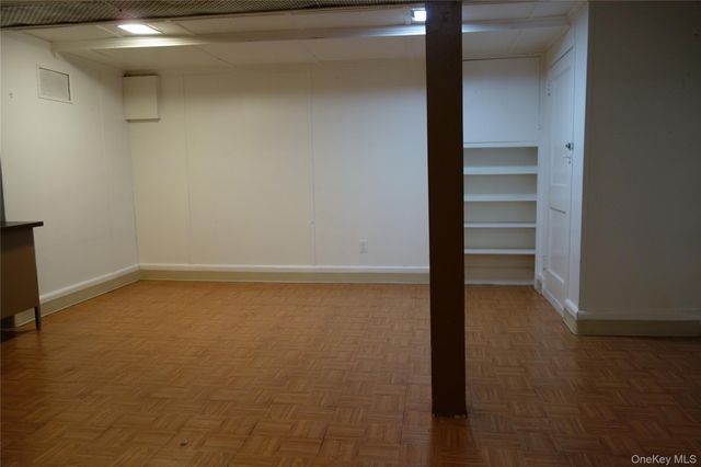 16011 84th Road, Jamaica Hills, NY 11432