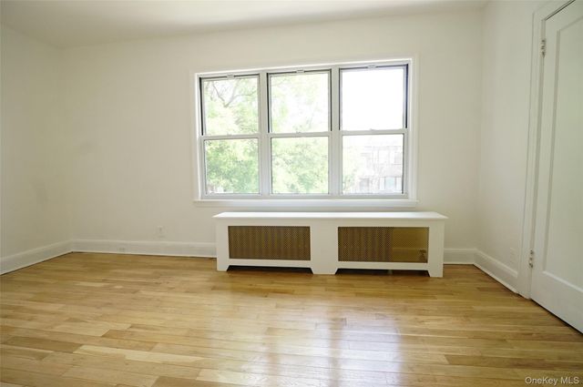 16011 84th Road, Jamaica Hills, NY 11432