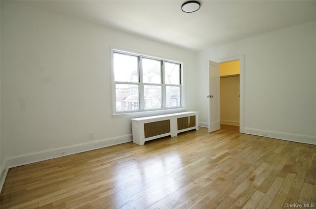 16011 84th Road, Jamaica Hills, NY 11432