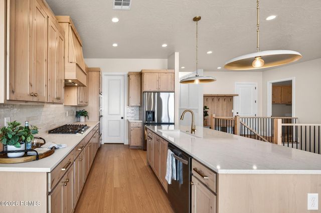 1886 N Chapman Drive, Washington, UT 84780