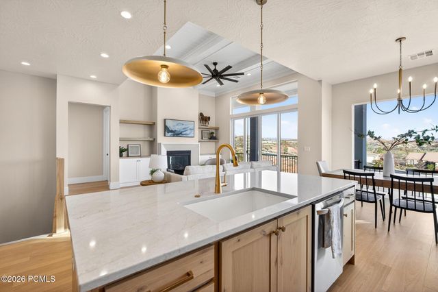 1886 N Chapman Drive, Washington, UT 84780