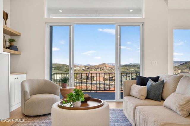 1886 N Chapman Drive, Washington, UT 84780