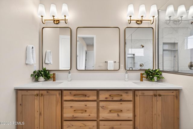 1886 N Chapman Drive, Washington, UT 84780