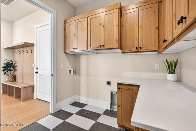 1886 N Chapman Drive, Washington, UT 84780