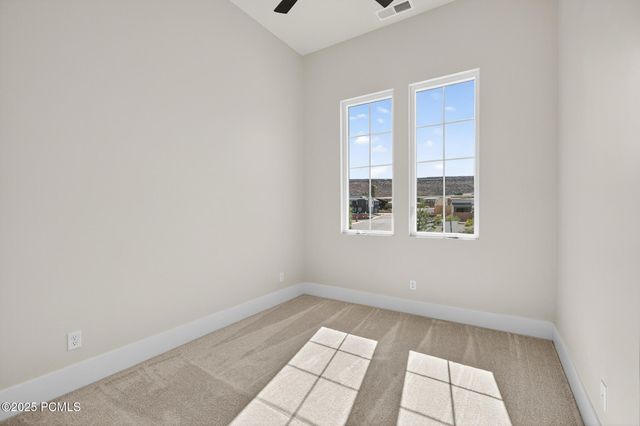 1886 N Chapman Drive, Washington, UT 84780