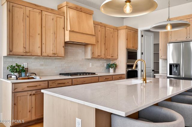 1886 N Chapman Drive, Washington, UT 84780