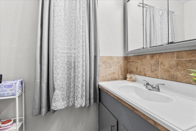 2402 Hodges Street, Baytown, TX 77521