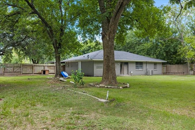 2402 Hodges Street, Baytown, TX 77521