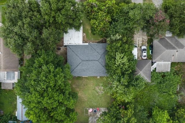 2402 Hodges Street, Baytown, TX 77521