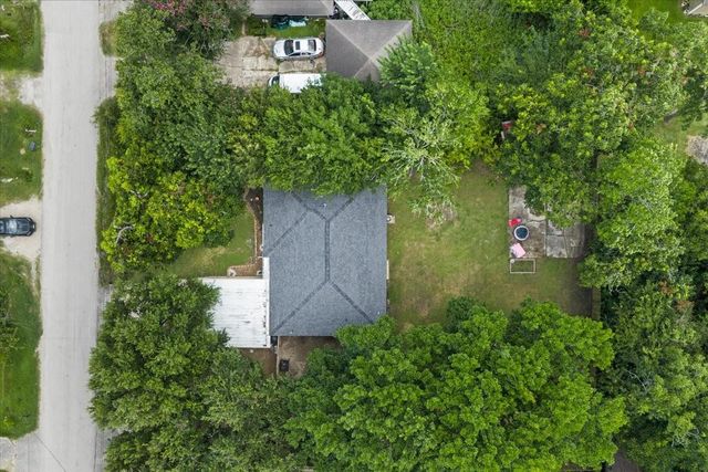 2402 Hodges Street, Baytown, TX 77521