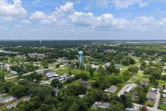 2402 Hodges Street, Baytown, TX 77521