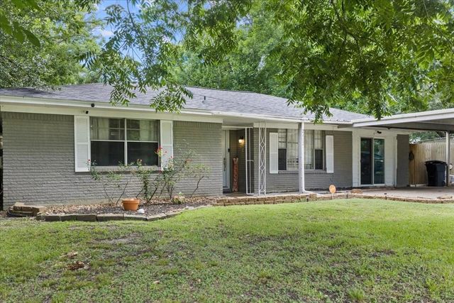 2402 Hodges Street, Baytown, TX 77521