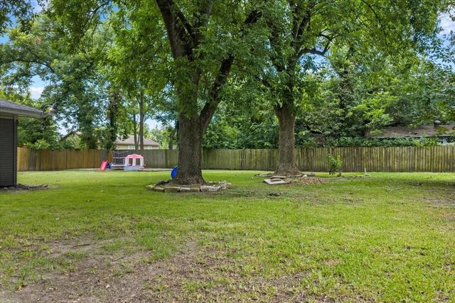 2402 Hodges Street, Baytown, TX 77521