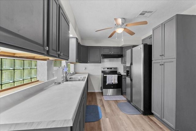 2402 Hodges Street, Baytown, TX 77521