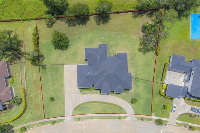 8318 Woods Hollow Trail, Fulshear, TX 77406