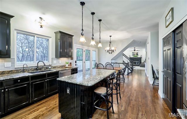 1008 Sheffield Forest Drive, Wildwood, MO 63021