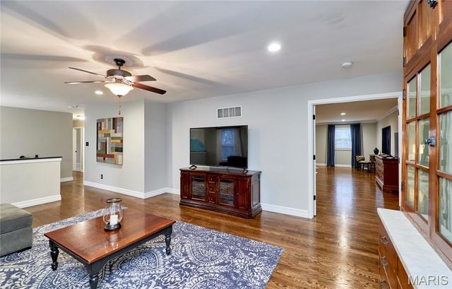 1008 Sheffield Forest Drive, Wildwood, MO 63021