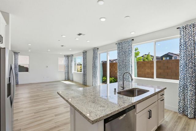 1507 Roebling St, Lincoln, CA 95648