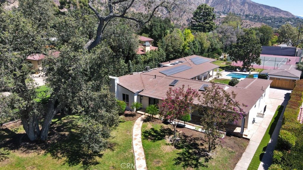 1914 Midlothian Drive, Altadena, CA 91001 — exterior