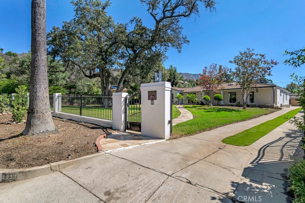 1914 Midlothian Drive, Altadena, CA 91001 — photo 4