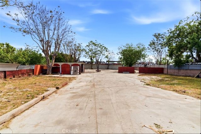 261 S Muscott, San Bernardino, CA 92410