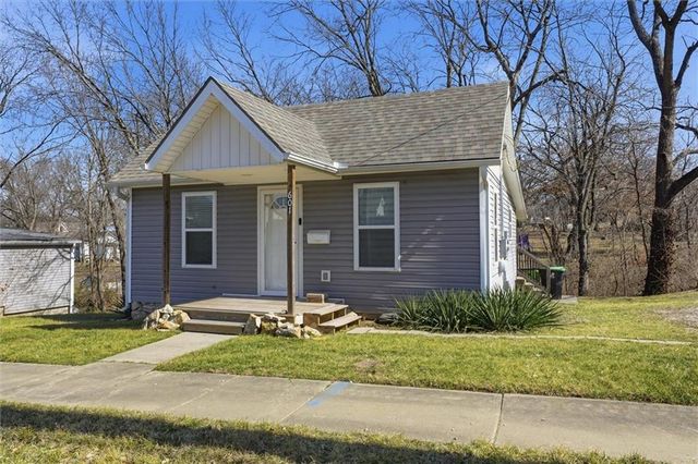 601 N Lexington Street, Harrisonville, MO 64701