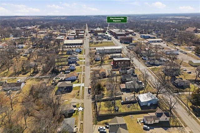 601 N Lexington Street, Harrisonville, MO 64701