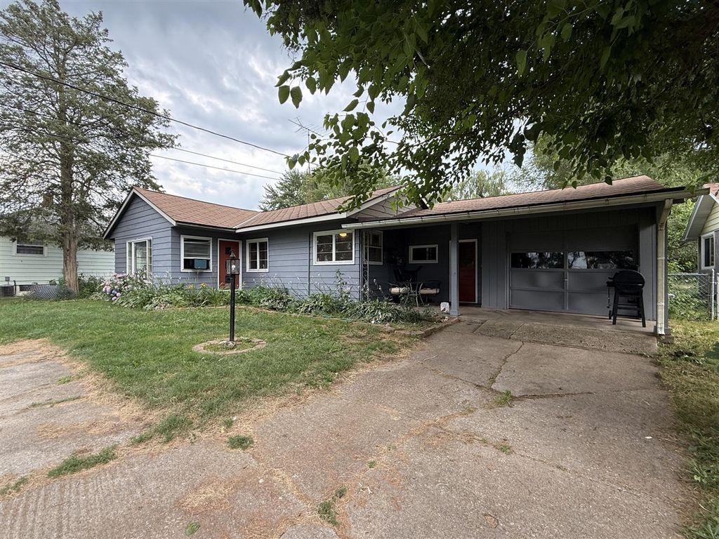 9774 E Lansing Road, Durand, MI 48429