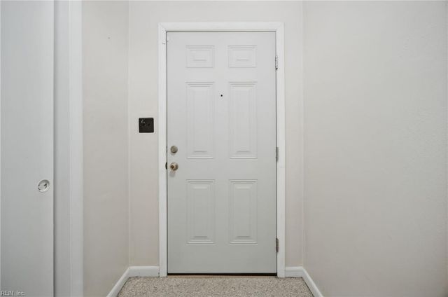 2600 Janson DR, Chesapeake, VA 23321