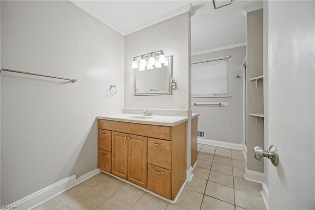 2600 Janson DR, Chesapeake, VA 23321