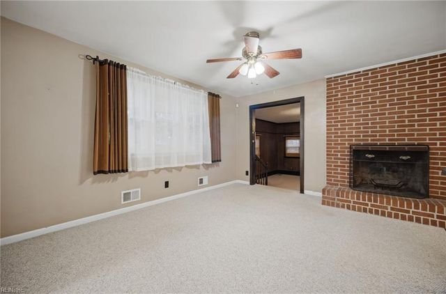 2600 Janson DR, Chesapeake, VA 23321