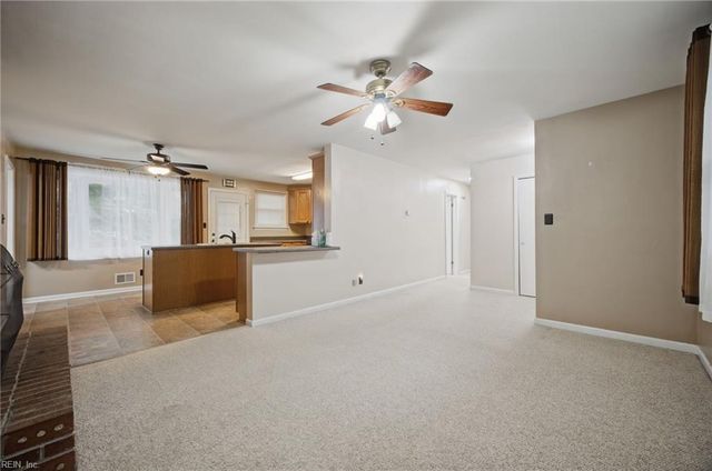 2600 Janson DR, Chesapeake, VA 23321