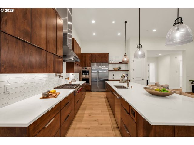 3326 Nw UTAH St, Camas, WA 98607