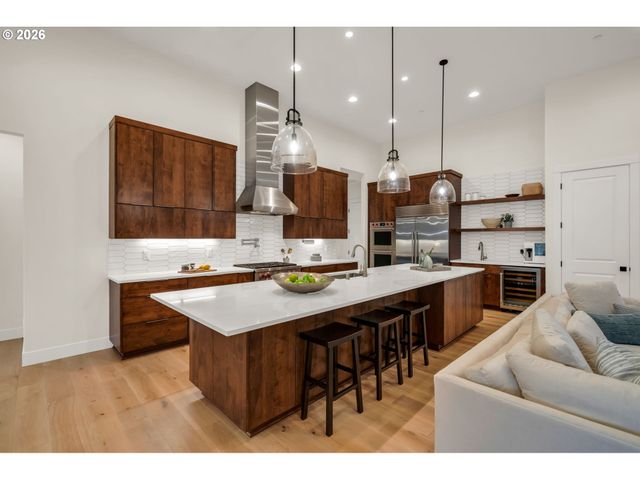 3326 Nw UTAH St, Camas, WA 98607