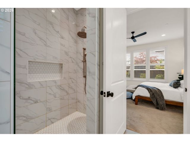 3326 Nw UTAH St, Camas, WA 98607