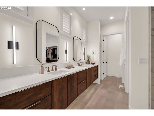 3326 Nw UTAH St, Camas, WA 98607