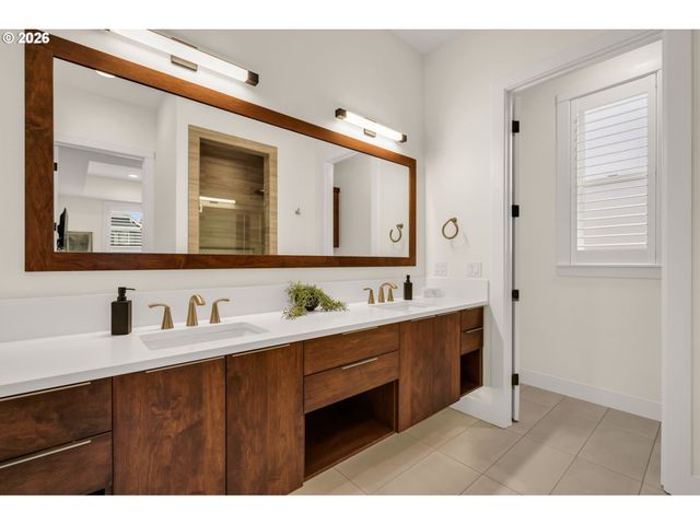 3326 Nw UTAH St, Camas, WA 98607