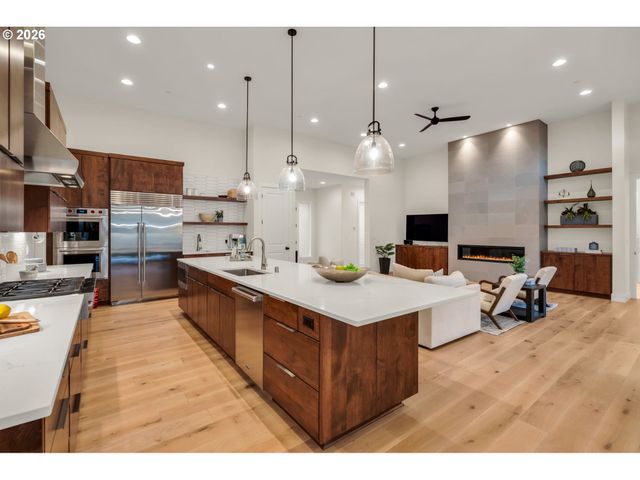 3326 Nw UTAH St, Camas, WA 98607