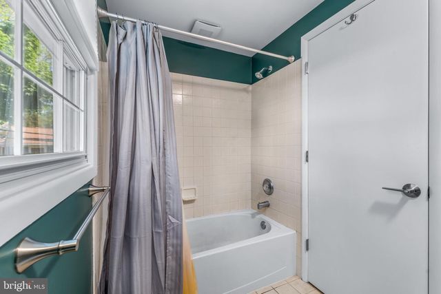 2414 KINDERBROOK LN, Bowie, MD 20715