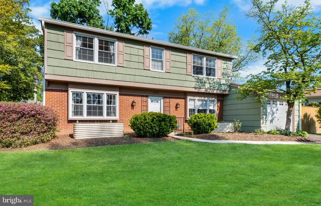 2414 KINDERBROOK LN, Bowie, MD 20715