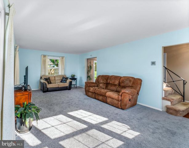 2414 KINDERBROOK LN, Bowie, MD 20715