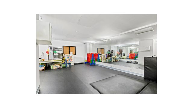 640 W 237TH Street # 3E, New York City, NY 10463