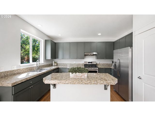 5609 Ne 66TH Cir, Vancouver, WA 98661