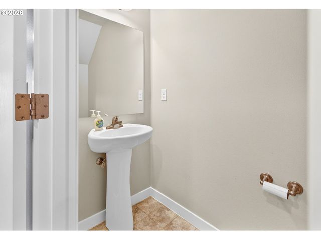 6201 Ne 70TH Ct, Vancouver, WA 98661