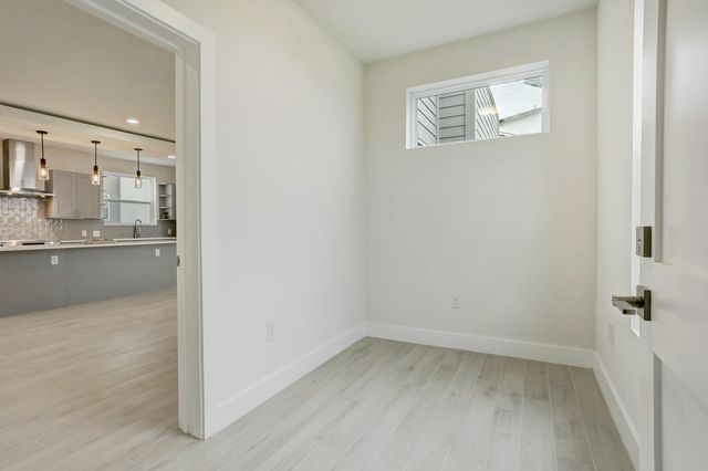 4300 Mansfield Dam RD 531, Austin, TX 78734