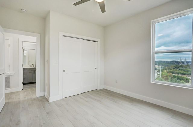 4300 Mansfield Dam RD 531, Austin, TX 78734