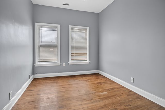 2818 N Drake Avenue, Chicago, IL 60618