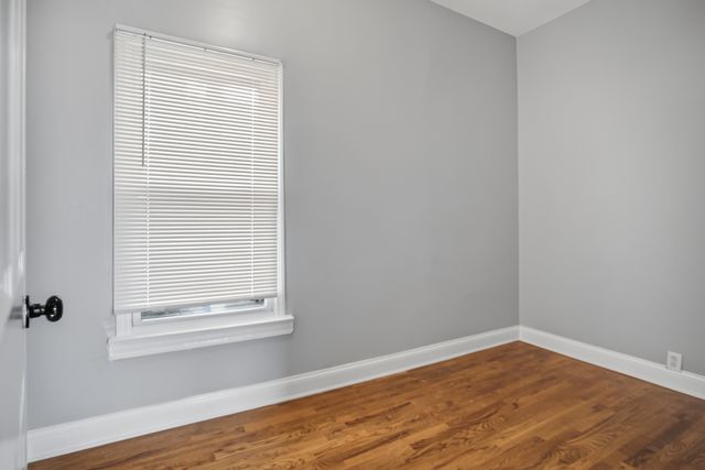 2818 N Drake Avenue, Chicago, IL 60618